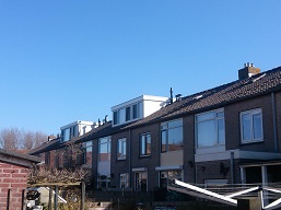 Dakkapel in achterdakvlak C.G. Geusstraat 35 te Den Helder